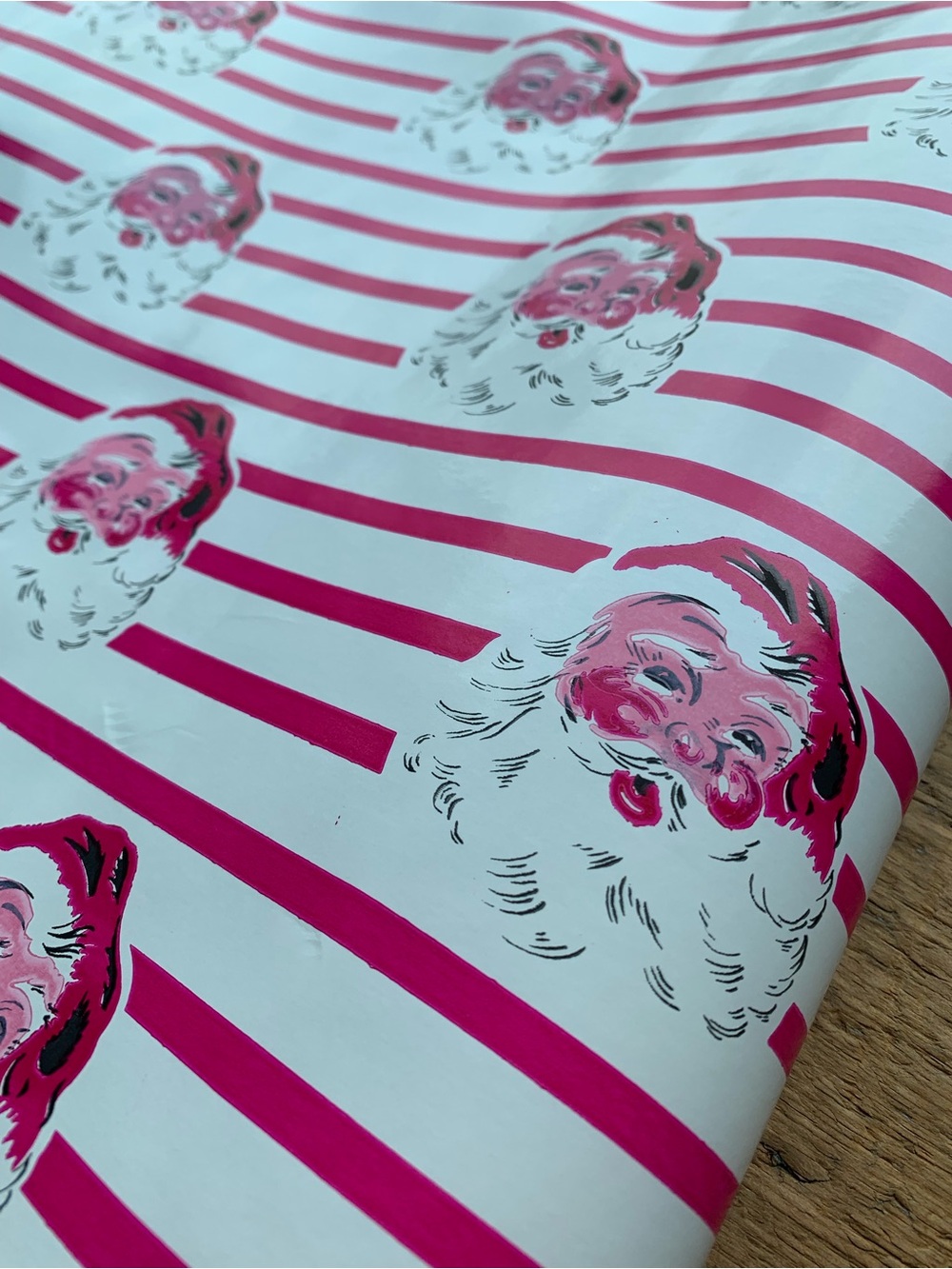 Vintage Christmas Wrapping Paper: Campy Santa